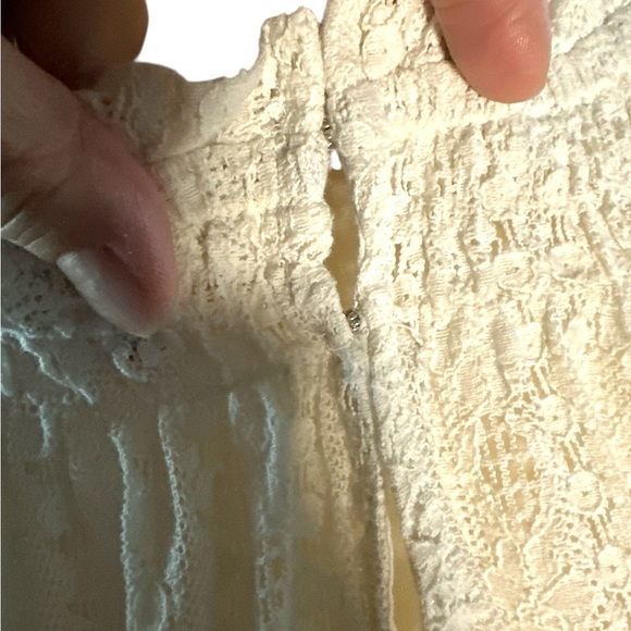 Old Navy White Lace Boho Top - Picture 5 of 5